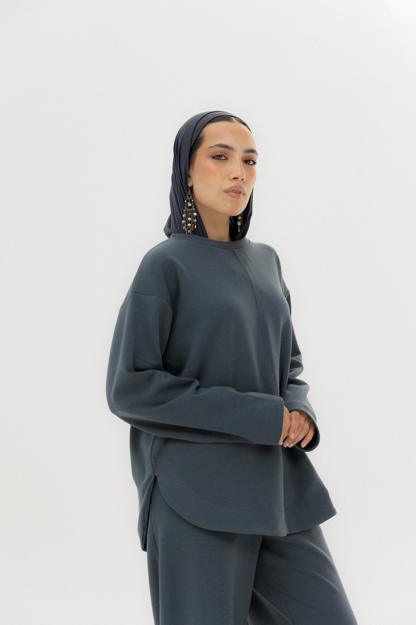 Warm Top Grey - AB ESSENTIALS