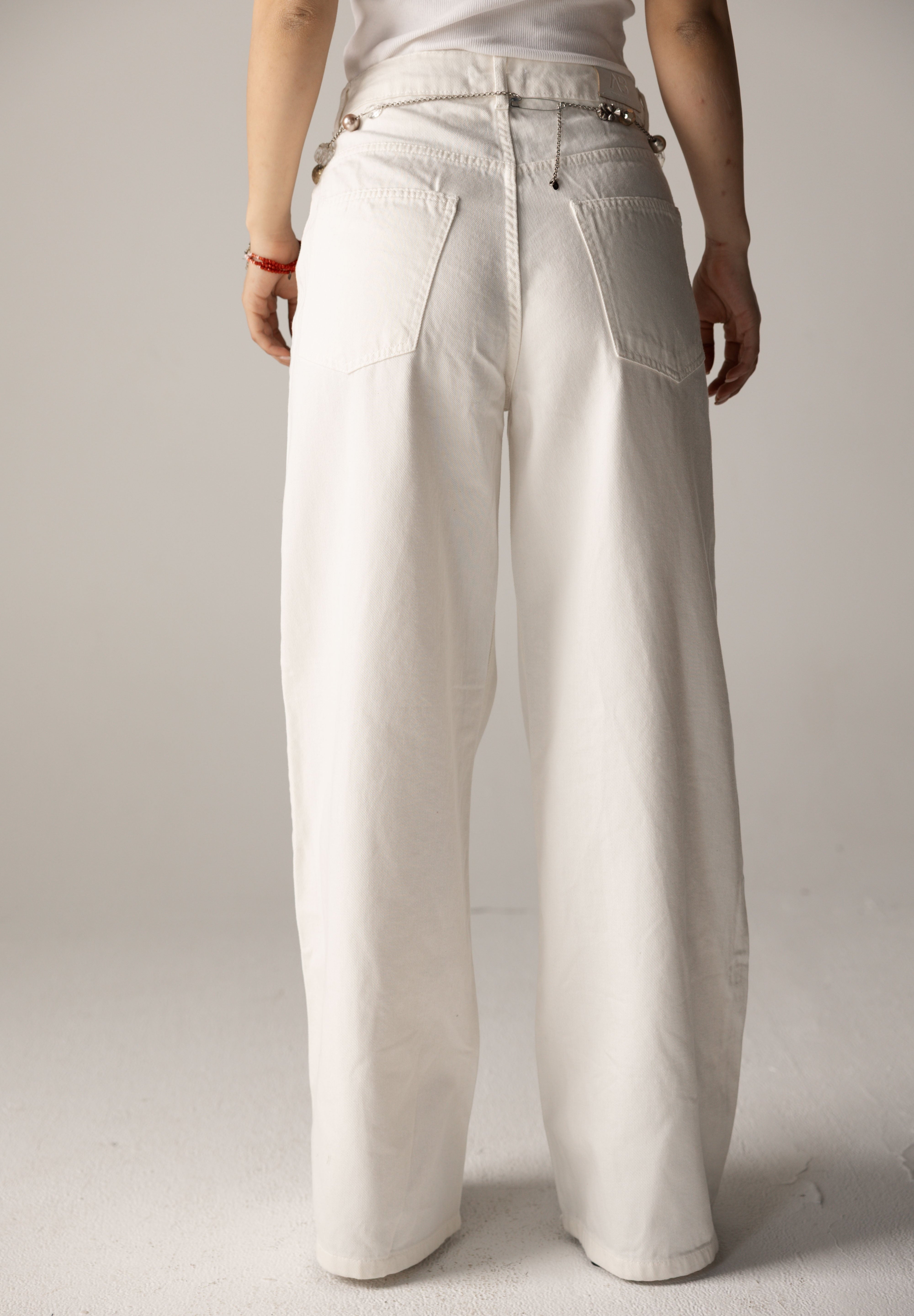 White Denim Pants - AB ESSENTIALS