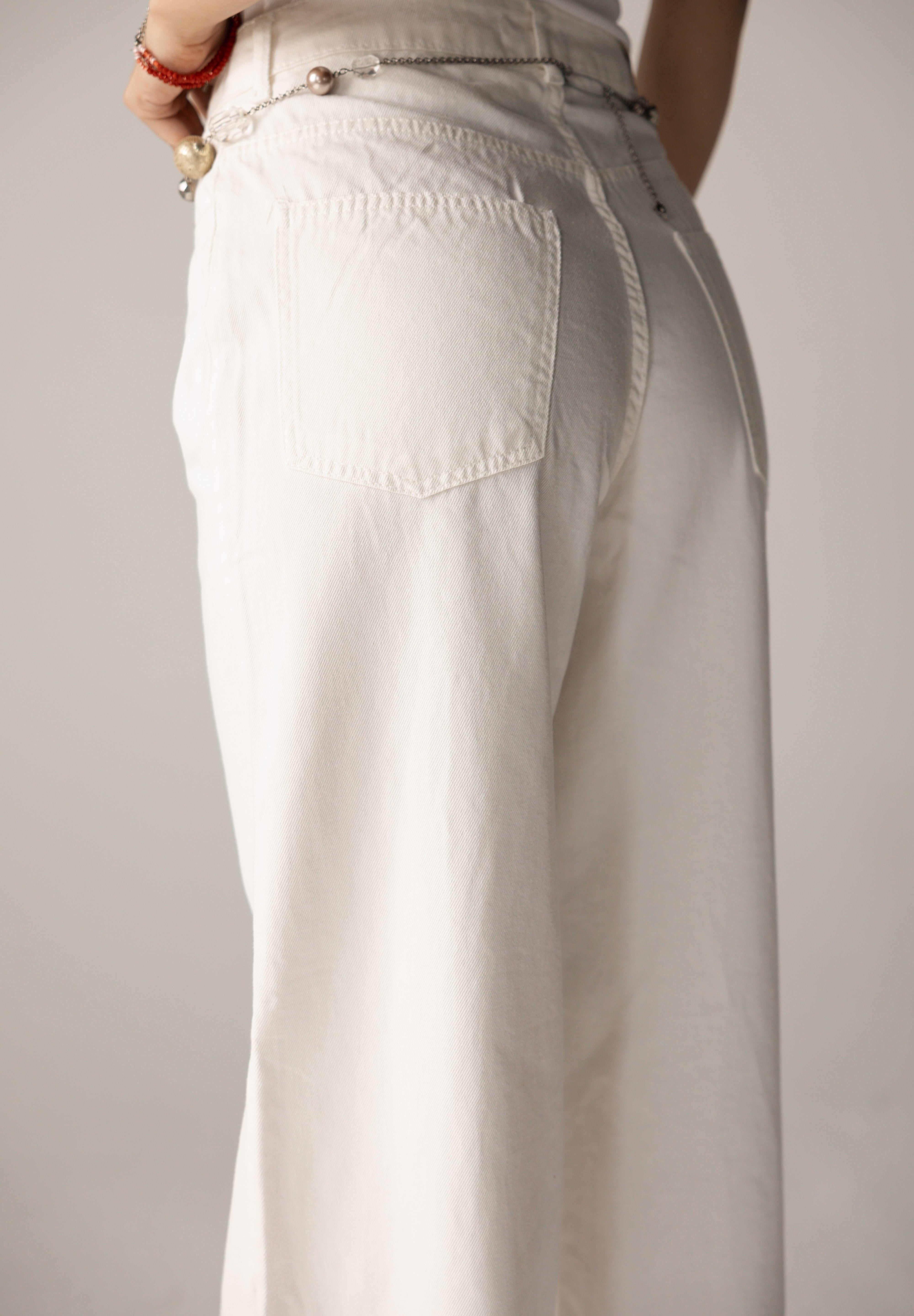 White Denim Pants - AB ESSENTIALS