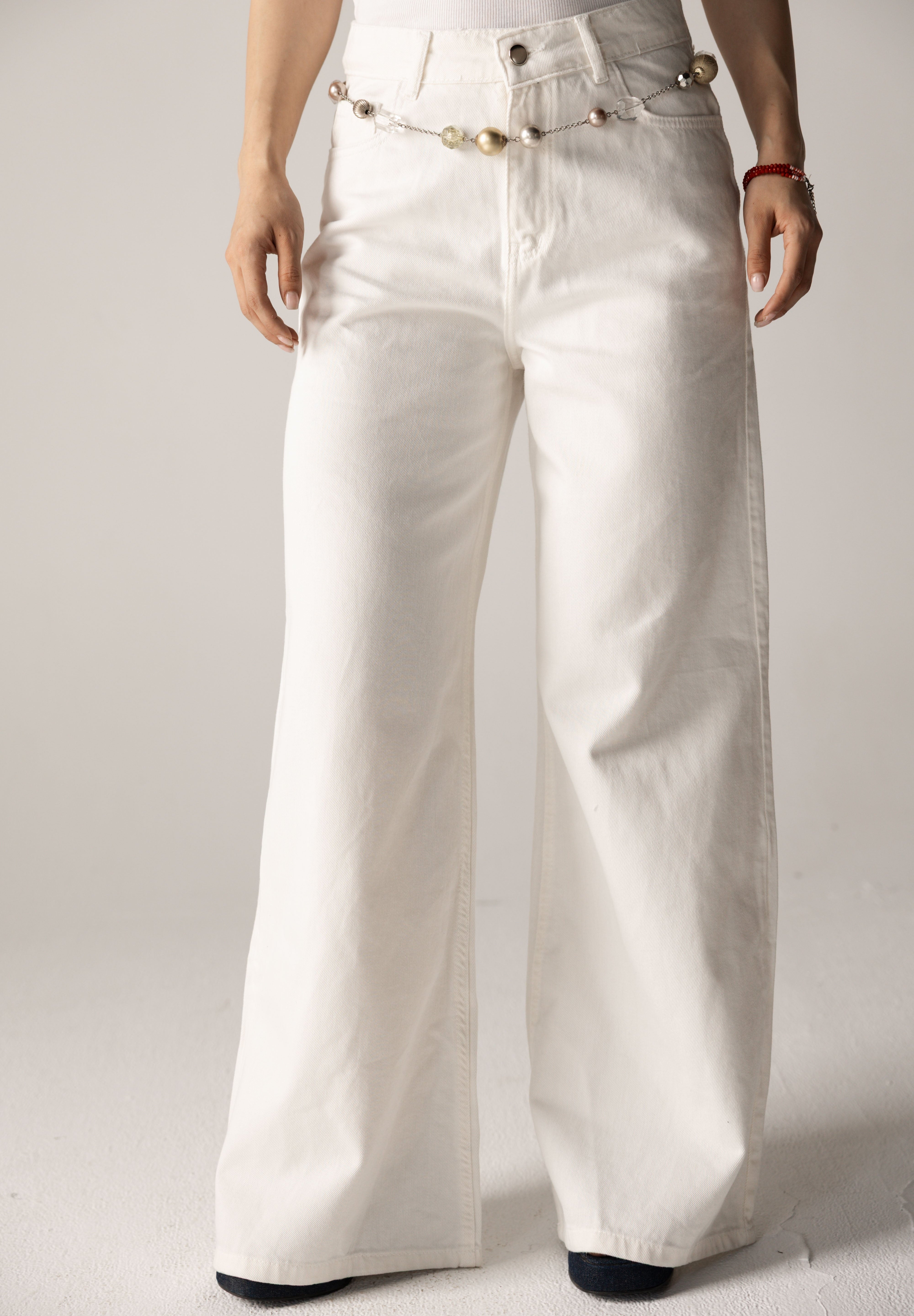 White Denim Pants - AB ESSENTIALS