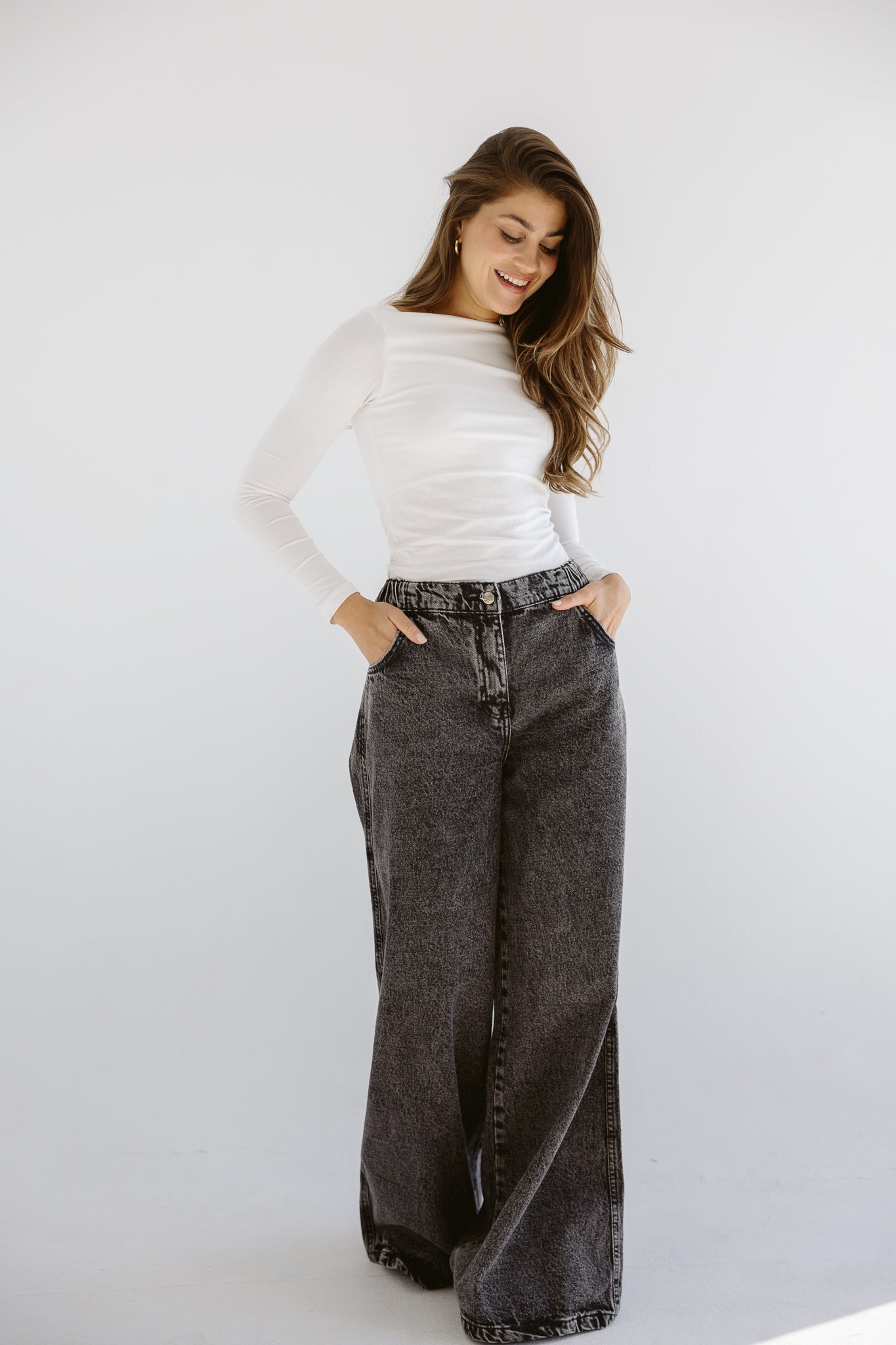 Wide Legs Jeans Pants Black - AB ESSENTIALS