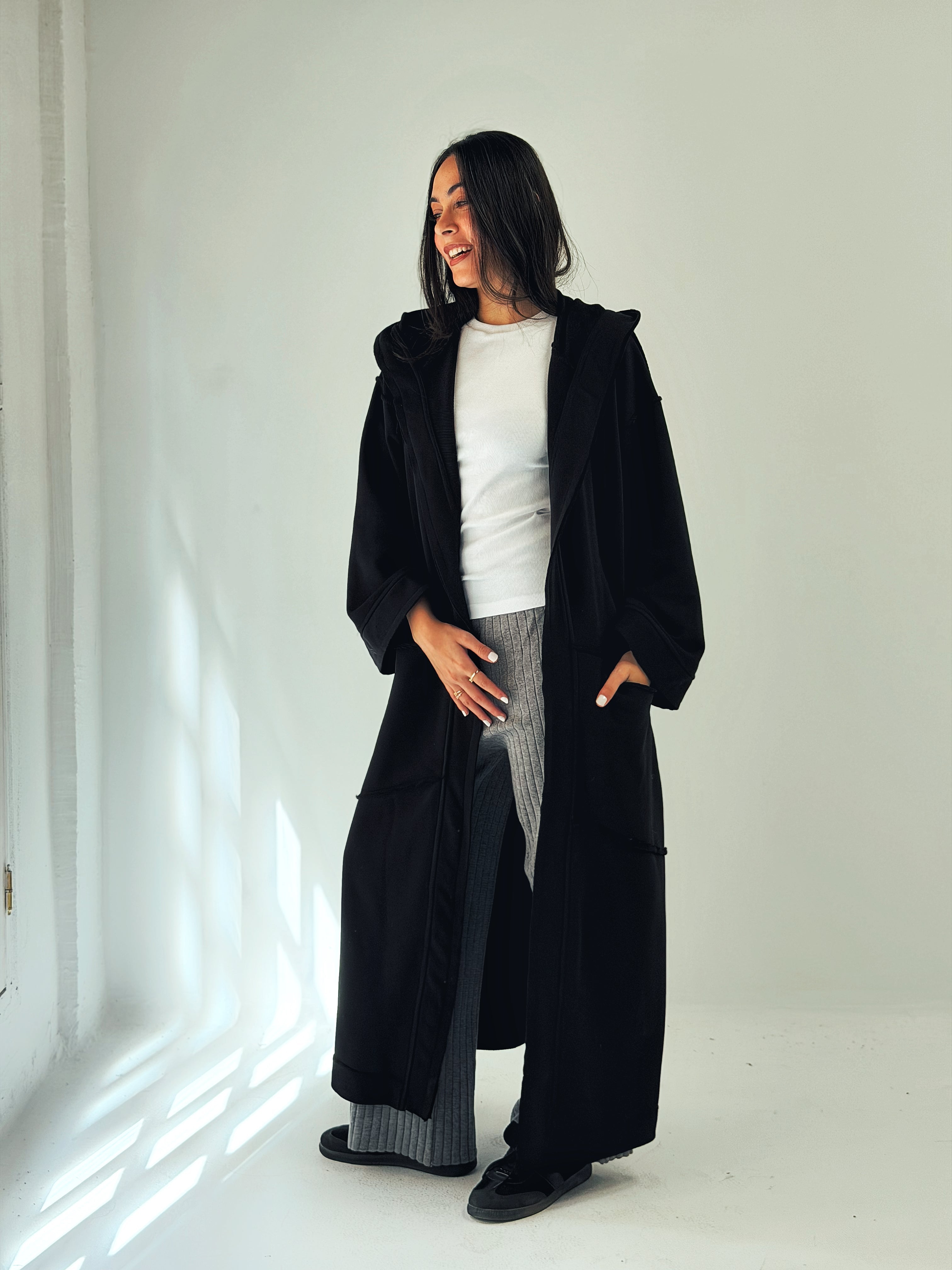 Winter Hug Coat Black - AB ESSENTIALS