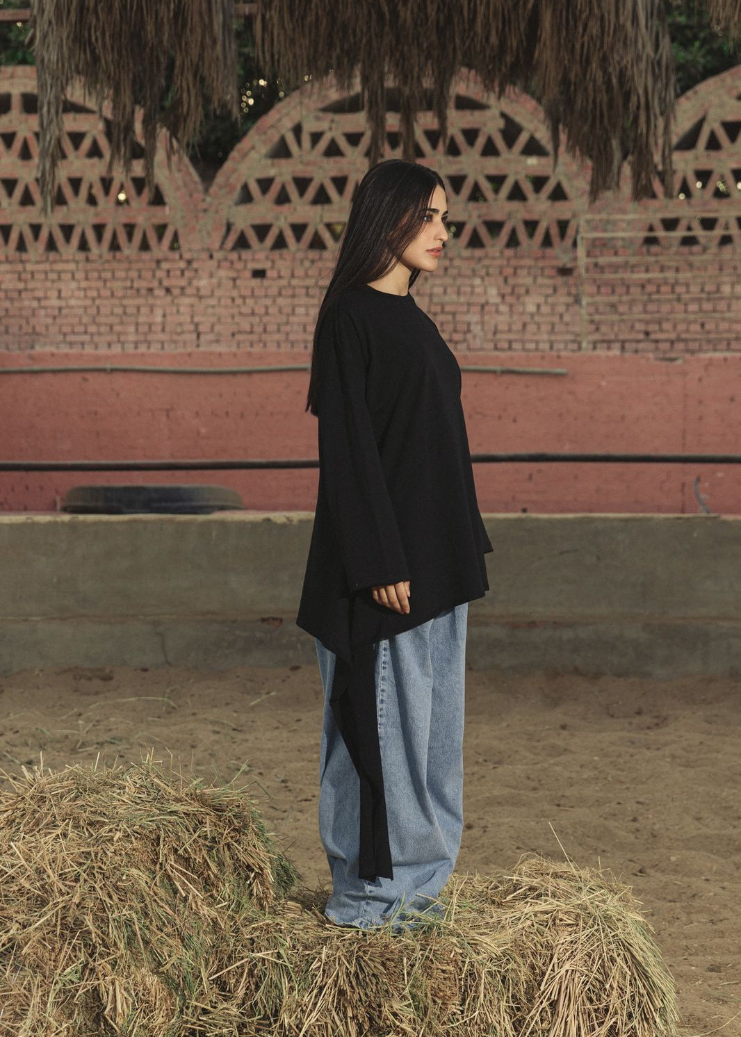 Wrap Tee Black - AB ESSENTIALS